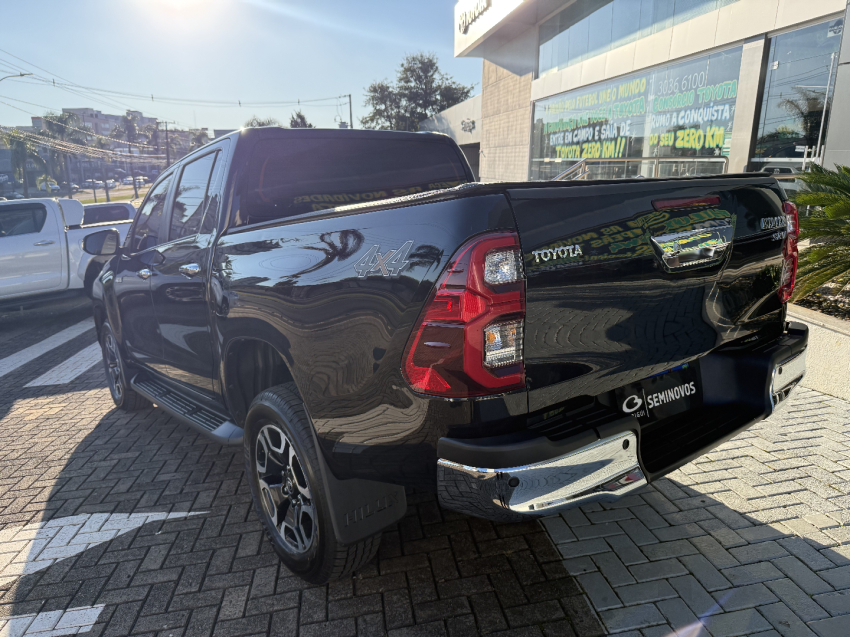 toyota hilux 2.8 d-4d turbo diesel cd srv 4x4 automatico 4p 20246