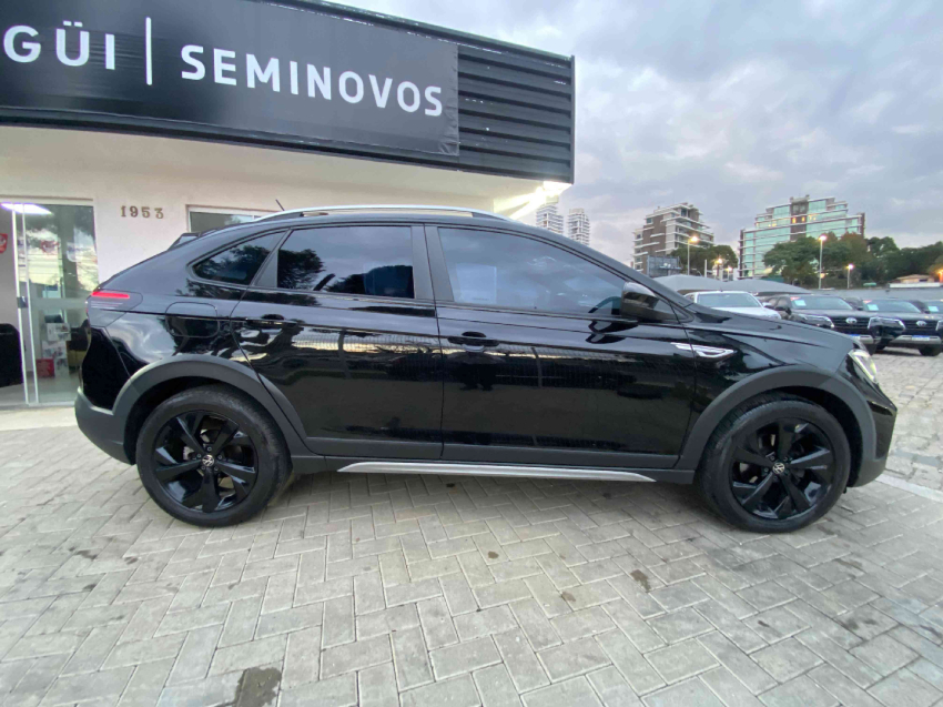 volkswagen nivus 1.0 200 tsi total flex highline automatico 4p 20213