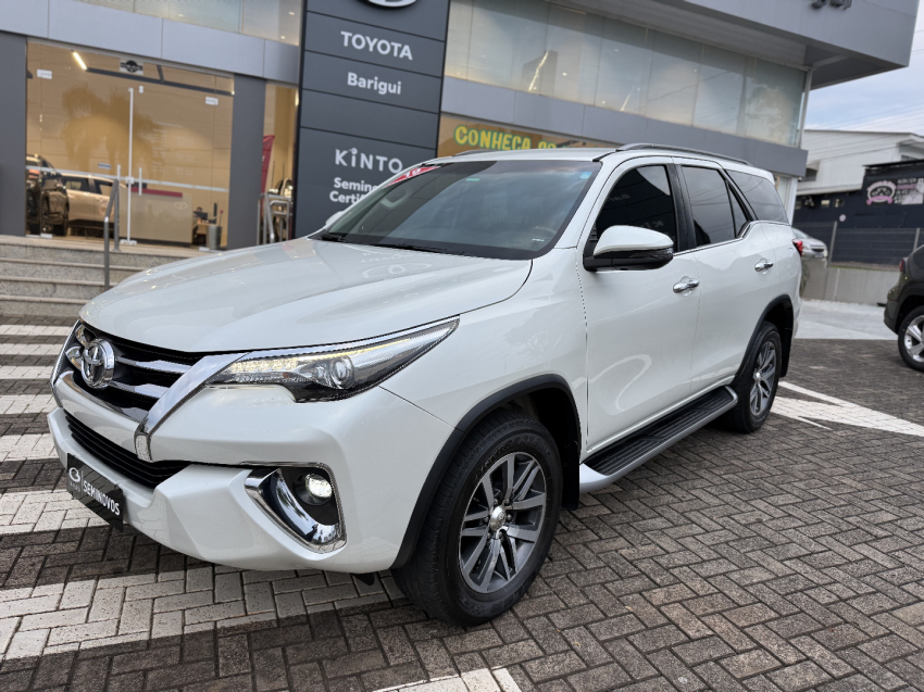 toyota hilux sw4 2.8 srx 4x4 7 lugares 16v turbo intercooler diesel 4p automatico 20192