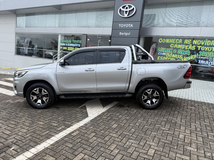 toyota hilux 2.8 srx 4x4 cd 16v diesel 4p automatico 20204