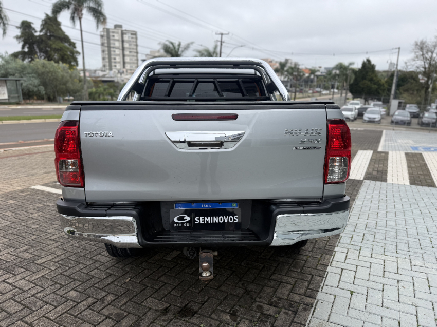 toyota hilux 2.8 srx 4x4 cd 16v diesel 4p automatico 20206