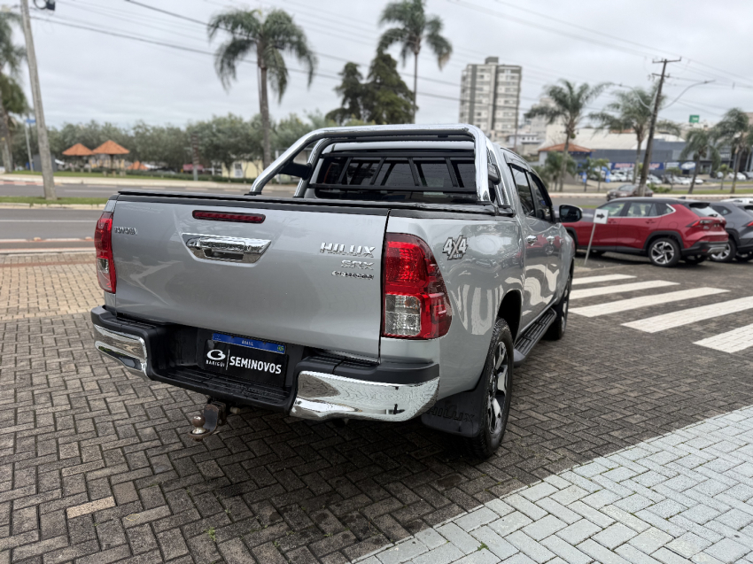 toyota hilux 2.8 srx 4x4 cd 16v diesel 4p automatico 20207