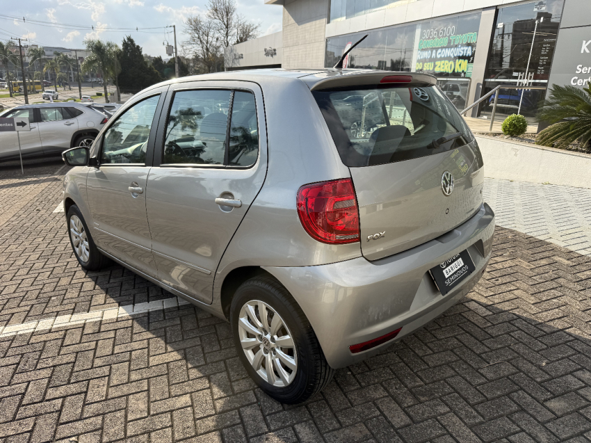 volkswagen fox 1.6 mi 8v flex 4p manual 20145