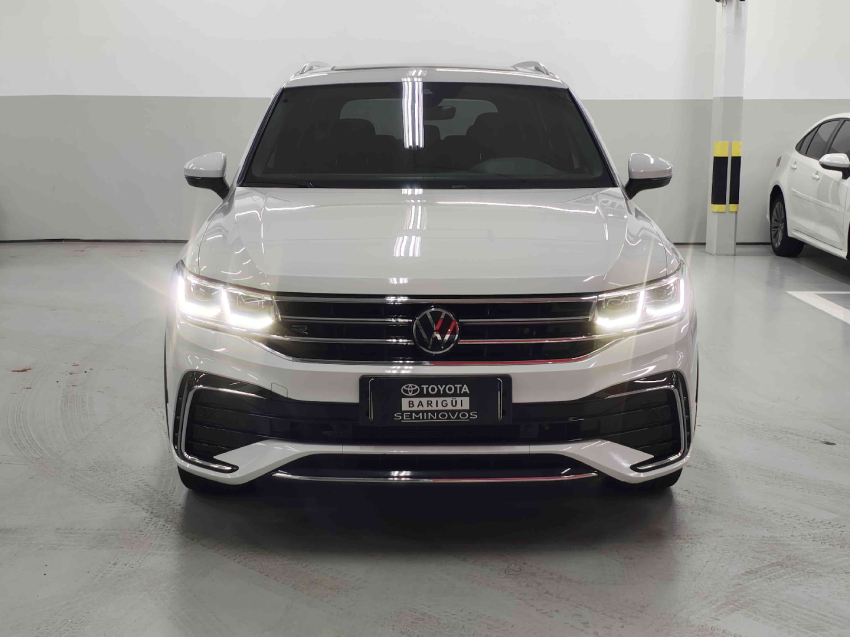 volkswagen tiguan 2.0 300 tsi gasolina allspace r-line automatico 1.4 4p 20241