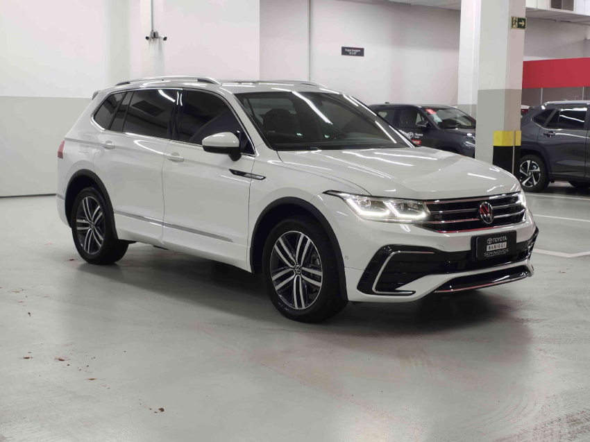 volkswagen tiguan 2.0 300 tsi gasolina allspace r-line automatico 1.4 4p 2024