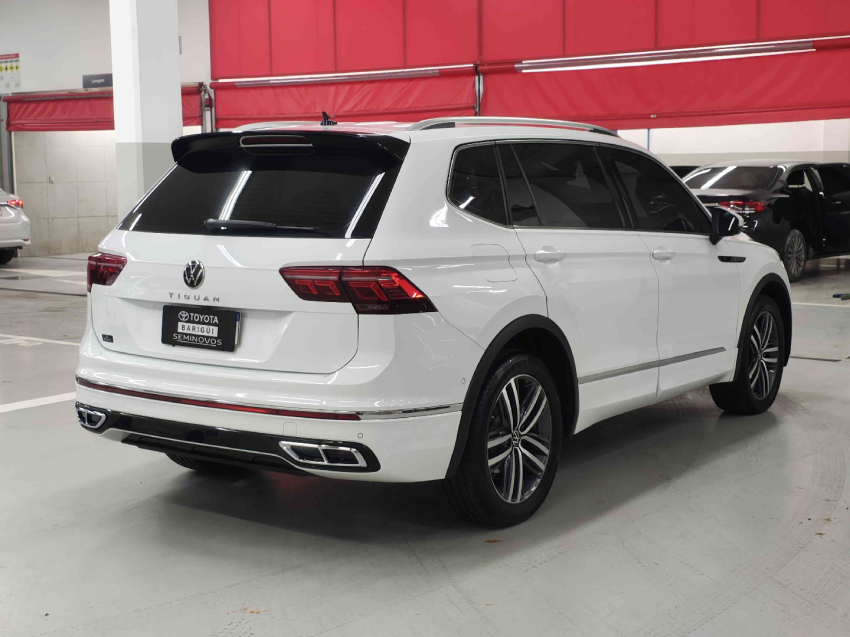 volkswagen tiguan 2.0 300 tsi gasolina allspace r-line automatico 1.4 4p 20245