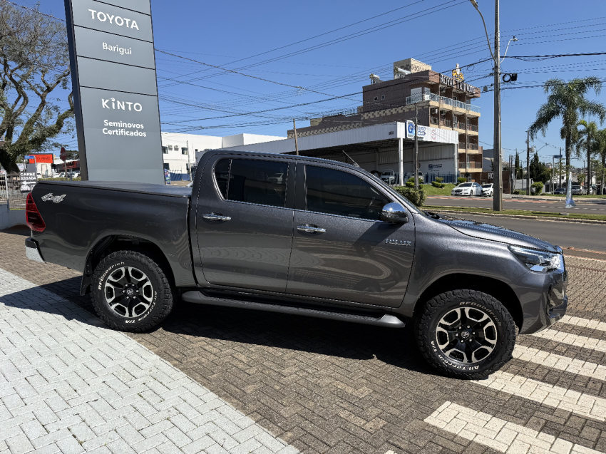 toyota hilux 2.8 d-4d turbo diesel cd srx 4x4 automatico 4p 20234
