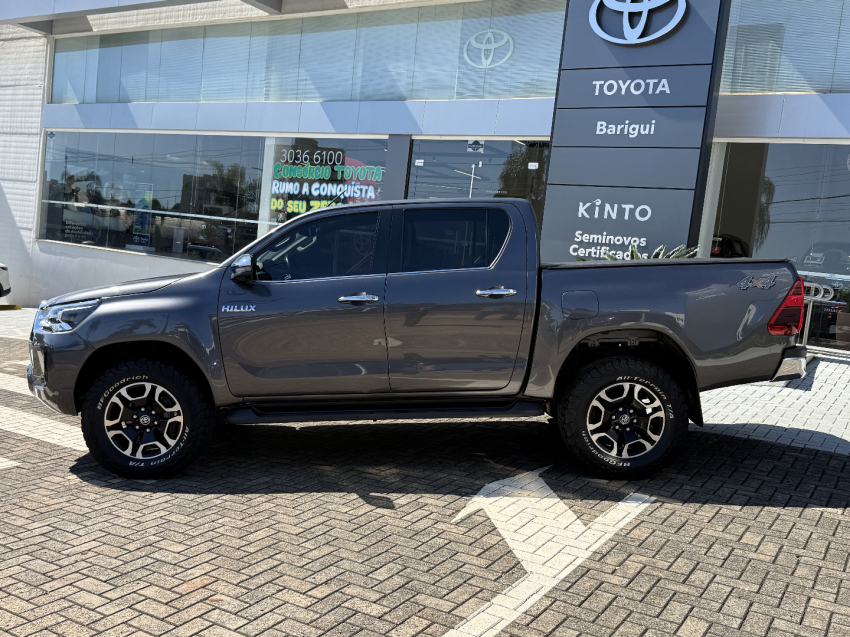 toyota hilux 2.8 d-4d turbo diesel cd srx 4x4 automatico 4p 20233