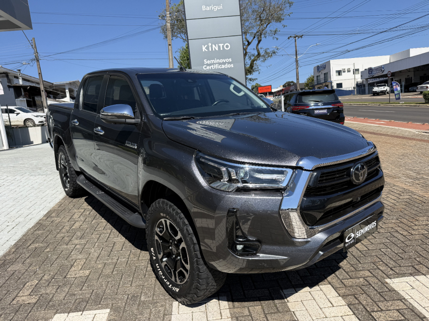toyota hilux 2.8 d-4d turbo diesel cd srx 4x4 automatico 4p 2023