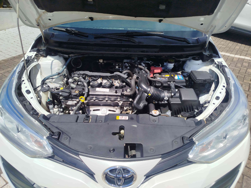 toyota yaris 1.5 16v flex sedan xl live multidrive 4p automatico 20206