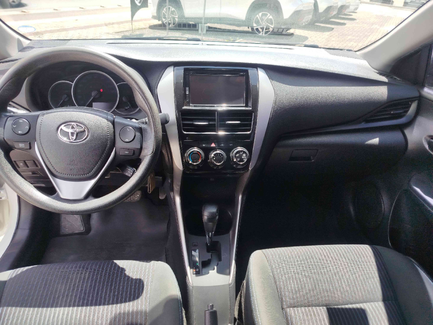 toyota yaris 1.5 16v flex sedan xl live multidrive 4p automatico 20208