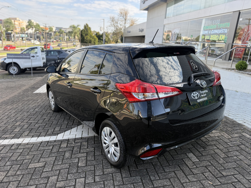 toyota yaris 1.5 16v flex xl multidrive 4p automatico 20255
