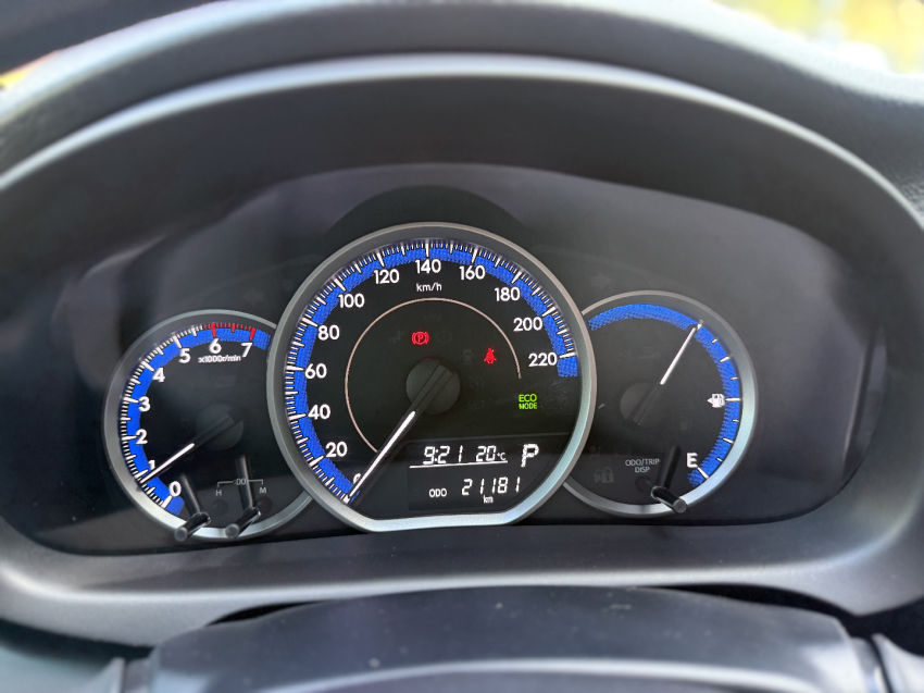 toyota yaris 1.5 16v flex xl multidrive 4p automatico 202512
