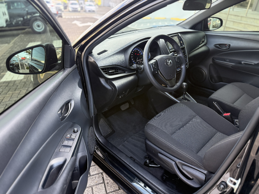toyota yaris 1.5 16v flex xl multidrive 4p automatico 20259