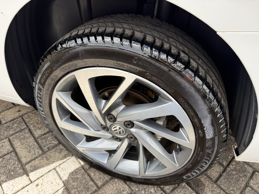 volkswagen virtus 1.0 200 tsi highline automatico flex 4p 202016
