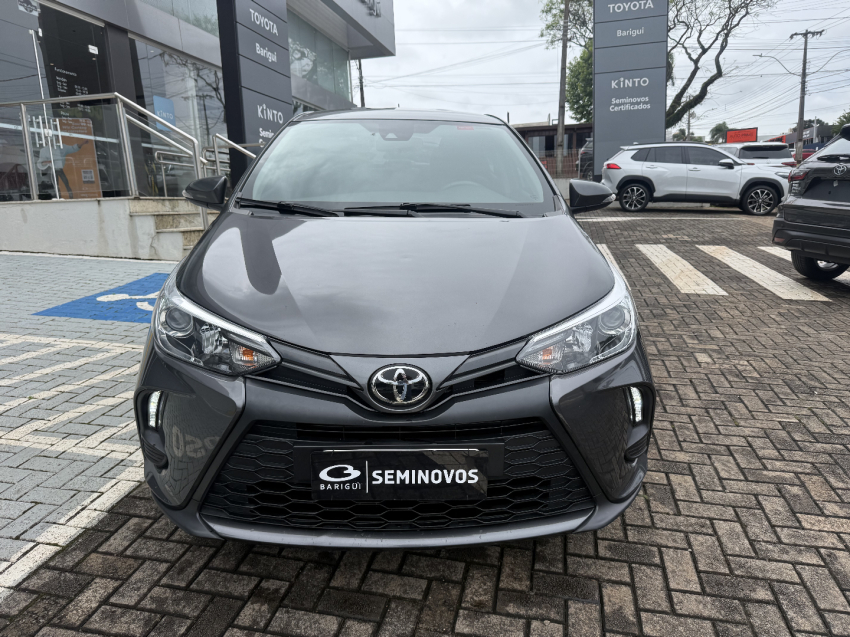 Toyota Yaris 1.5 16V Flex Sedan Xs Multidrive 4P Automatico 2024 2