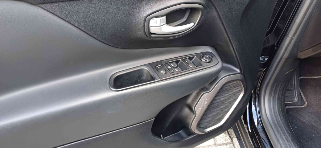 jeep renegade 1.3 t270 turbo flex s 4x4 at9 2022