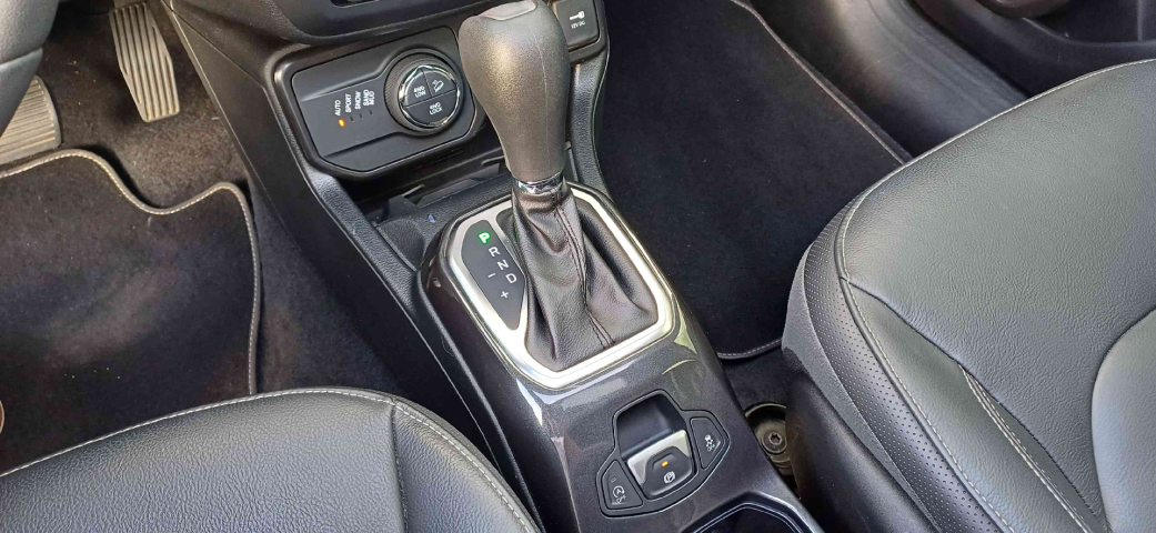 jeep renegade 1.3 t270 turbo flex s 4x4 at9 2022