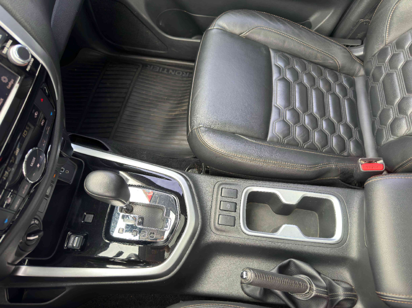 nissan frontier 2.3 16v turbo diesel platinum cd 4x4 automatico 2023