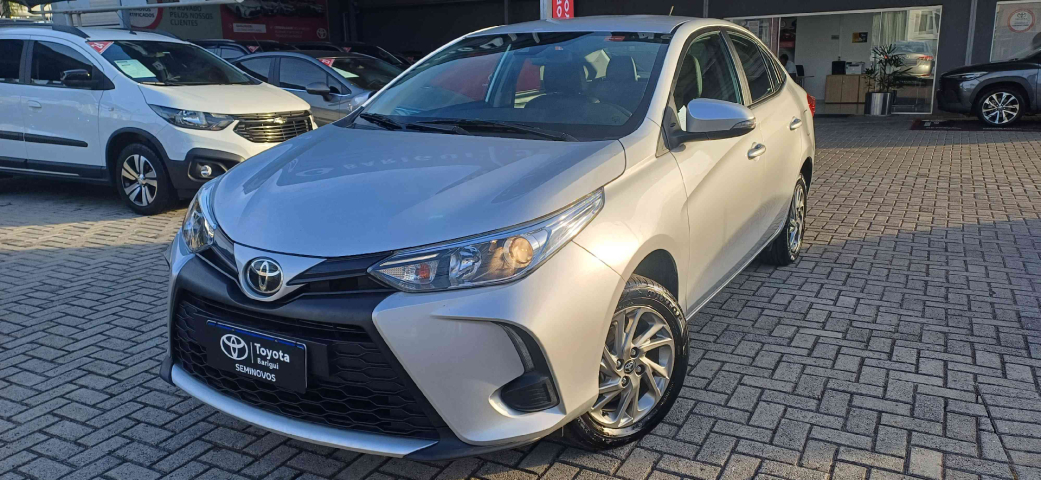 toyota yaris 1.5 16v flex sedan xs multidrive 2024