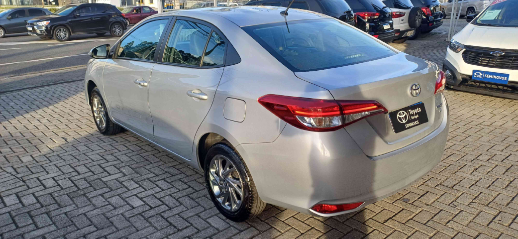 toyota yaris 1.5 16v flex sedan xs multidrive 2024