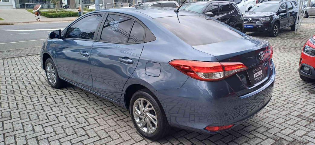 toyota yaris 1.5 16v flex sedan xs connect multidrive 2023