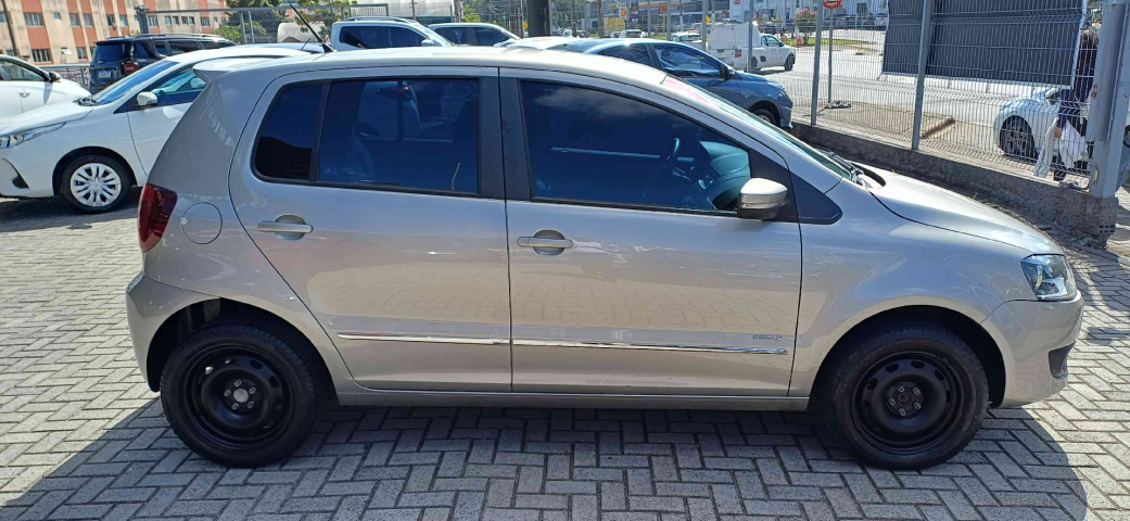 volkswagen fox 1.6 mi prime 8v flex 4p manual 2013