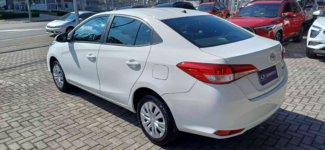 toyota yaris 1.5 16v flex sedan xl multidrive 2025