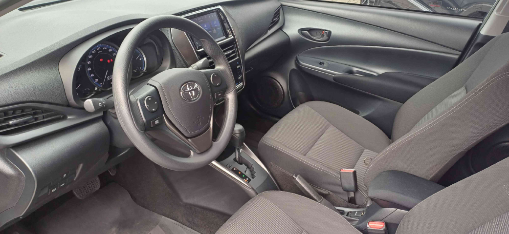 toyota yaris 1.5 16v flex sedan xl live multidrive 2023