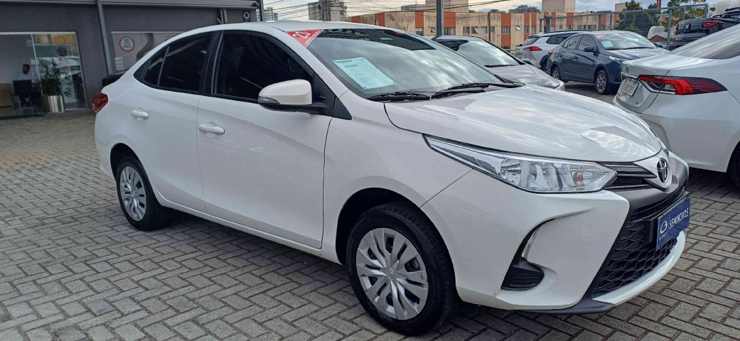 toyota yaris 1.5 16v flex sedan xl live multidrive 2023