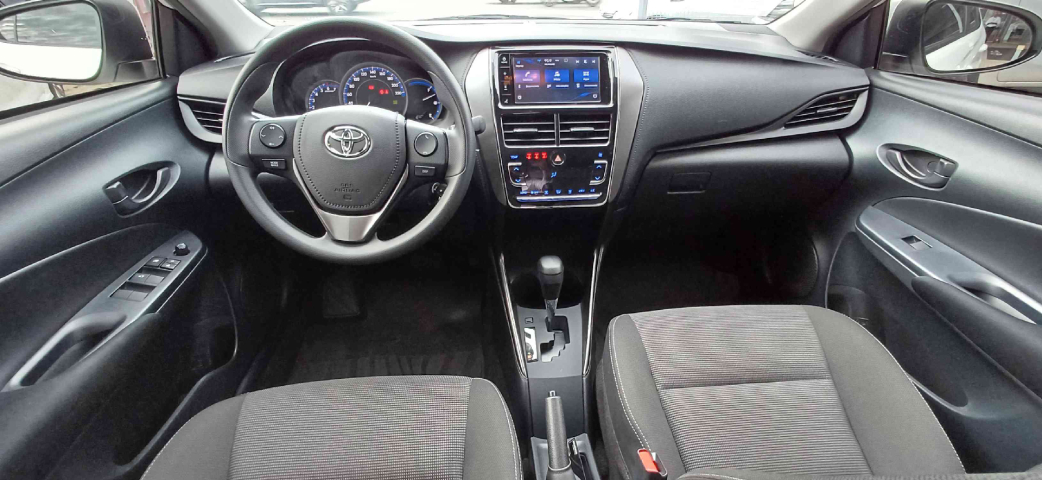toyota yaris 1.5 16v flex sedan xl live multidrive 2023