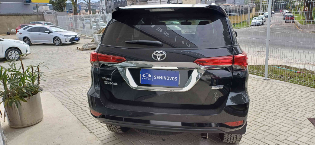 toyota hilux sw4 2.7 sr 4x2 16v flex 4p automatico 2019