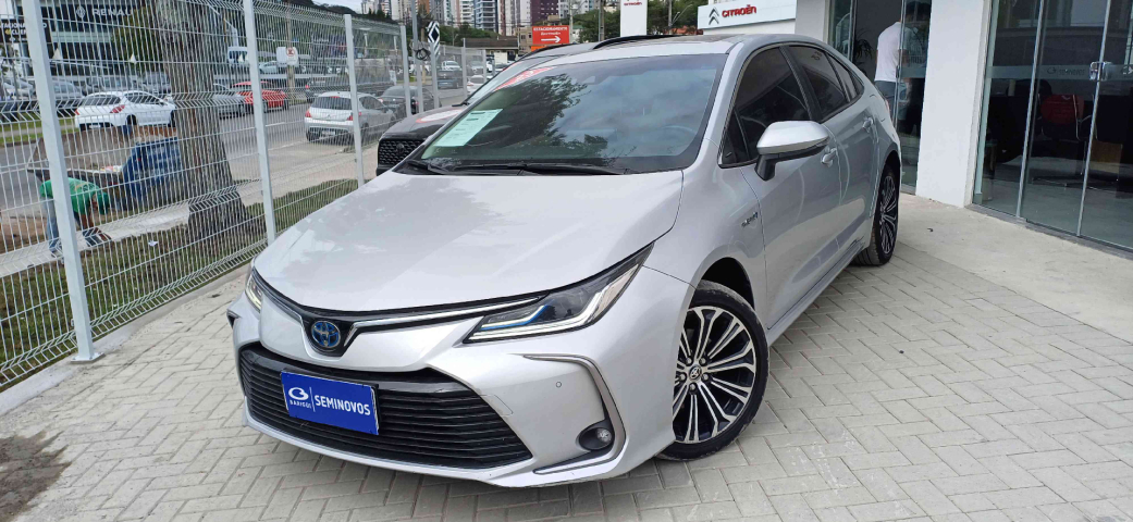 toyota corolla 1.8 vvt-i hybrid flex altis premium cvt. toyota corolla 1.8 vvt-i hybrid flex altis premium cvt.