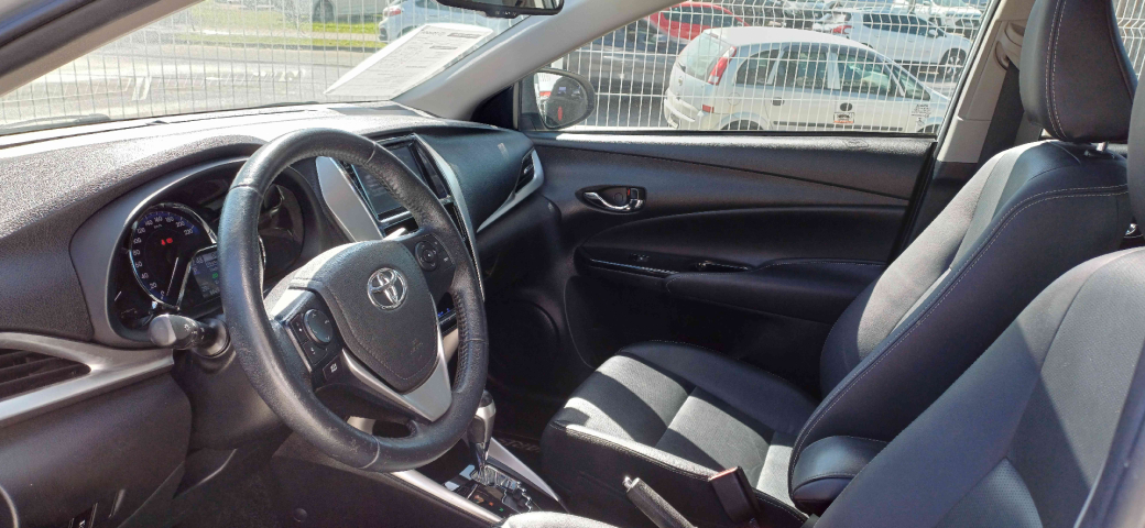 toyota yaris 1.5 16v flex sedan xls multidrive 4p automatico 2019