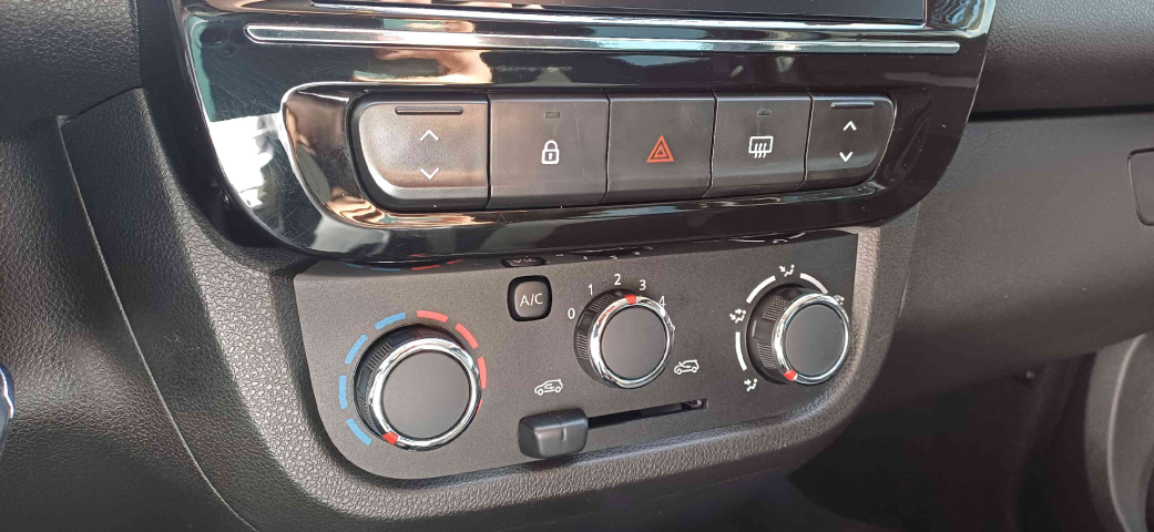 renault kwid 1.0 12v sce flex outsider manual