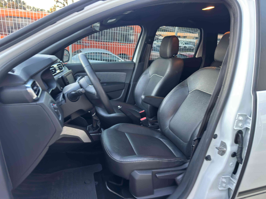 renault duster 1.6 16v sce flex iconic x-tronic 4p automatico 2023