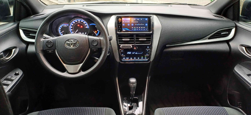 toyota yaris 1.3 16v flex xl plus tech multidrive 4p automatico 2019