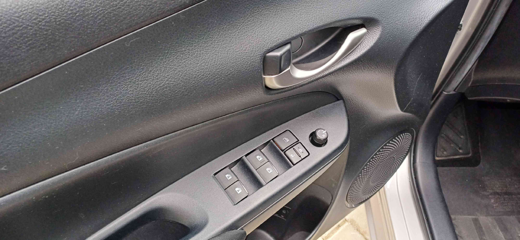 toyota yaris 1.3 16v flex xl plus tech multidrive 4p automatico 2019