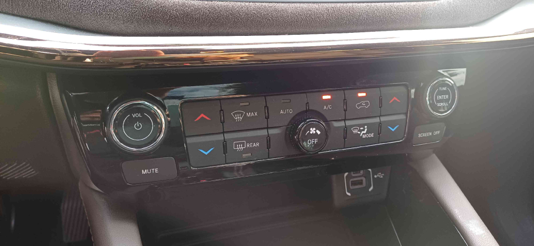 jeep commander 1.3 t270 turbo flex overland at6 4p automatico 2022