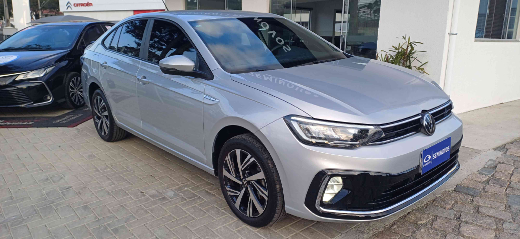 volkswagen virtus 1.0 200 tsi highline automatico flex 4p 2025