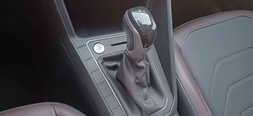 volkswagen virtus 1.0 200 tsi highline automatico flex 4p 2025
