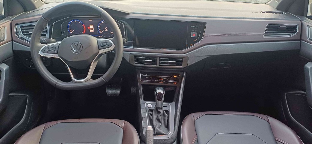volkswagen virtus 1.0 200 tsi highline automatico flex 4p 2025