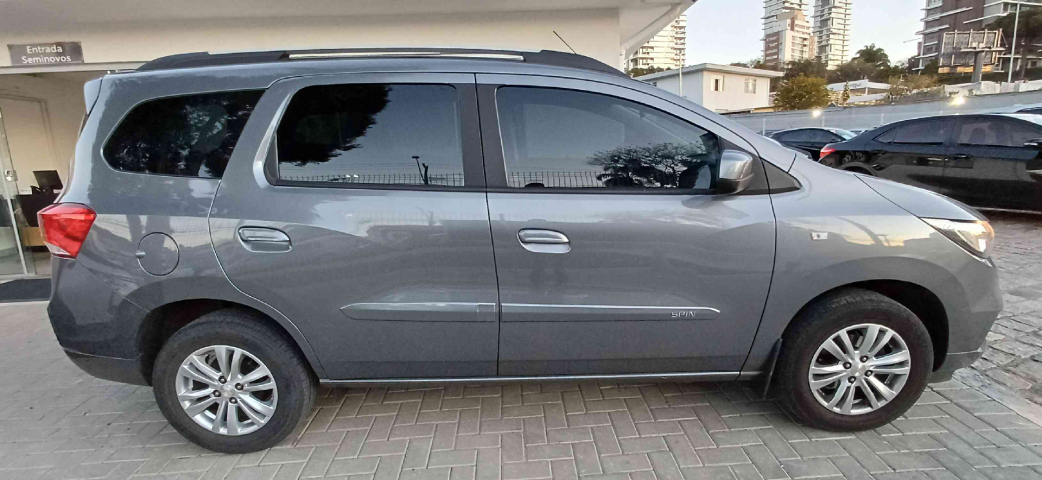 chevrolet spin 1.8 lt 8v flex 4p manual 2020