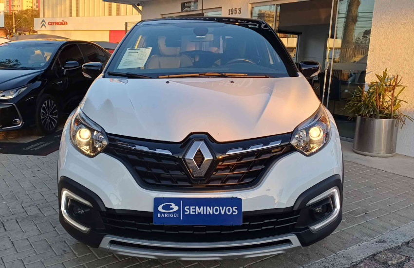 renault captur 1.3 tce flex intense x-tronic 4p automatico 2023