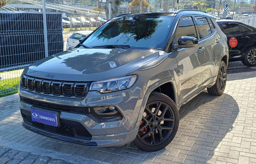 jeep compass 2.0 hurricane 4 turbo gasolina blackhawk at9 4p automatico 2025