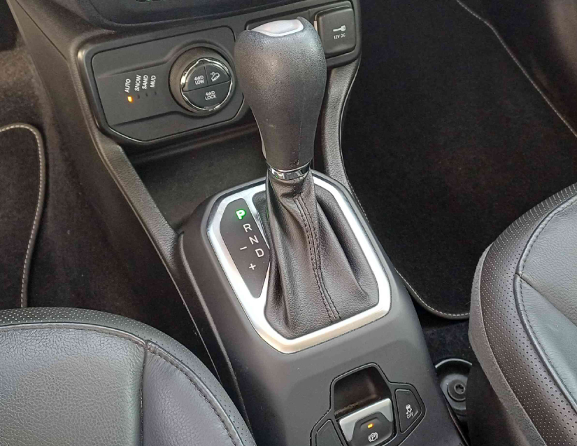 jeep renegade 2.0 16v turbo diesel longitude 4p 4x4 automatico 2021