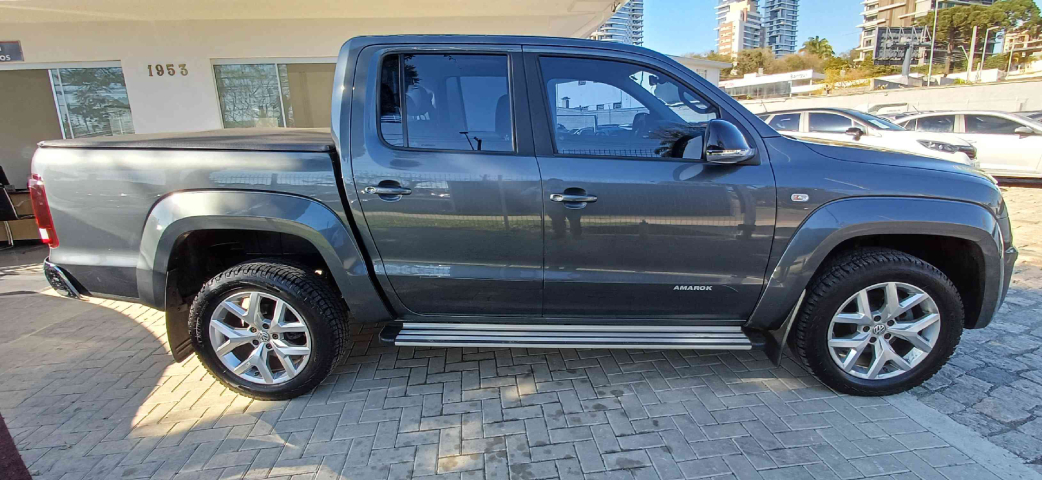 volkswagen amarok 3.0 v6 tdi diesel highline cd 4motion automatico 4p 2023
