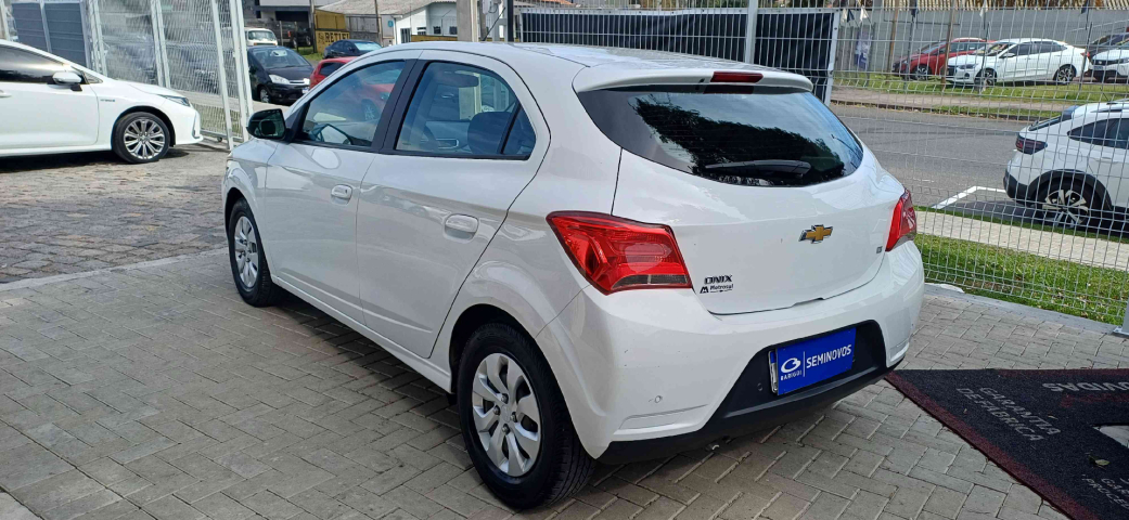 chevrolet onix 1.0 mpfi lt 8v flex 4p manual 2019