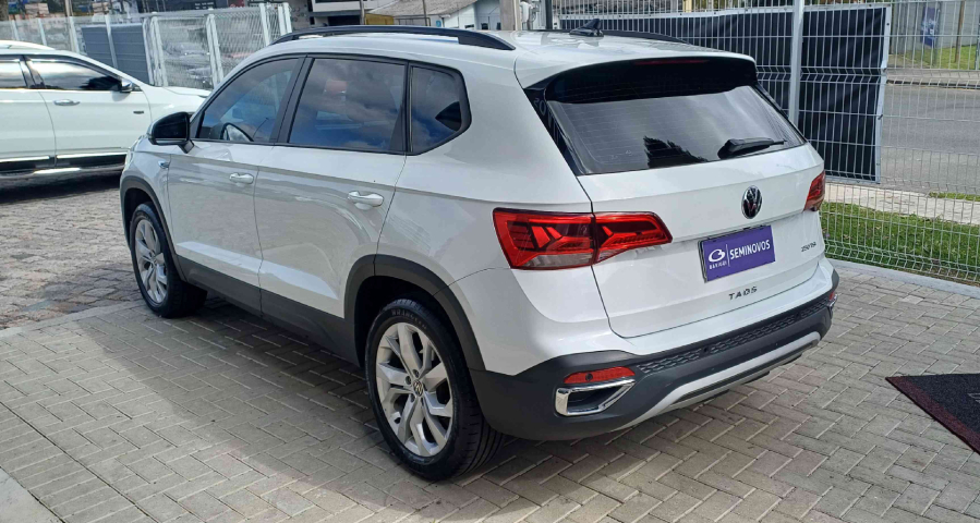 volkswagen taos 1.4 250 tsi total flex comfortline automatico 4p 2022