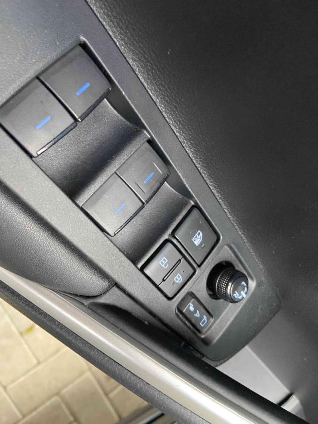 toyota corolla cross 1.8 vvt-i hybrid flex xrx cvt hibrido 4p automatico 2024